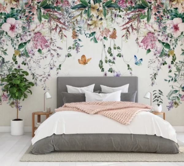 Wallpaper dengan motif bunga dan daun